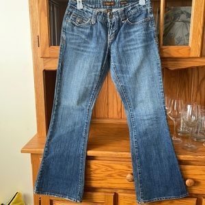Aéropostale jeans. Stretch flare, 3/4 short